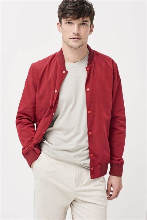 RED MENSWEAR .